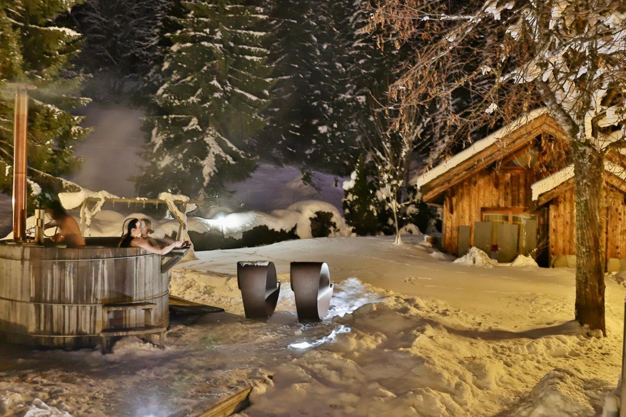 le A by neige et roc Hotell Morzine Eksteriør bilde